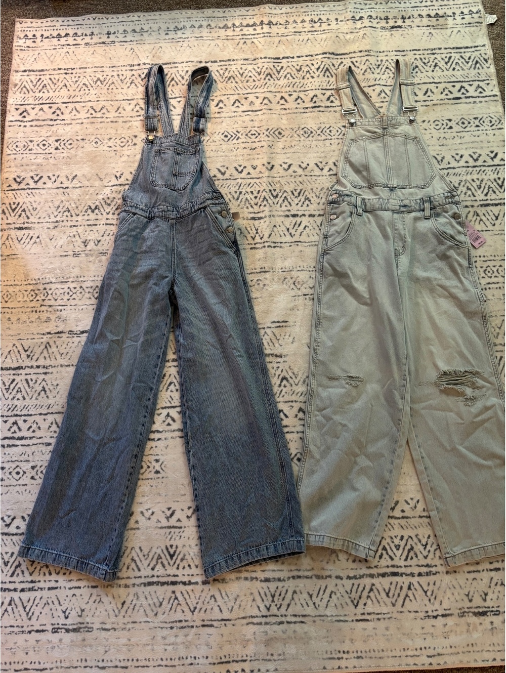 Celebrity Pink Wide Leg Overalls XS Light Wash Denim